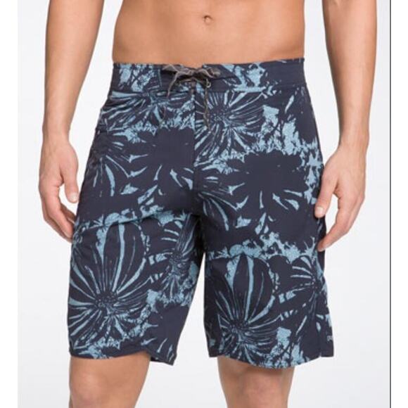 Patagonia Board Shorts Mens 34 Blue Floral Wavefarer Surf Beach Swim - Picture 1 of 12